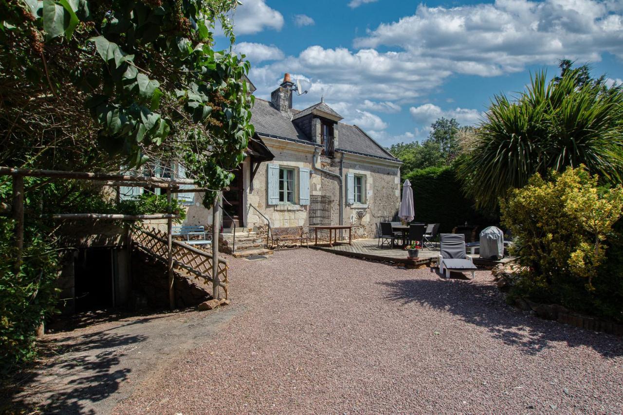 Roche-Loire Villa Le Thoureil Exterior foto